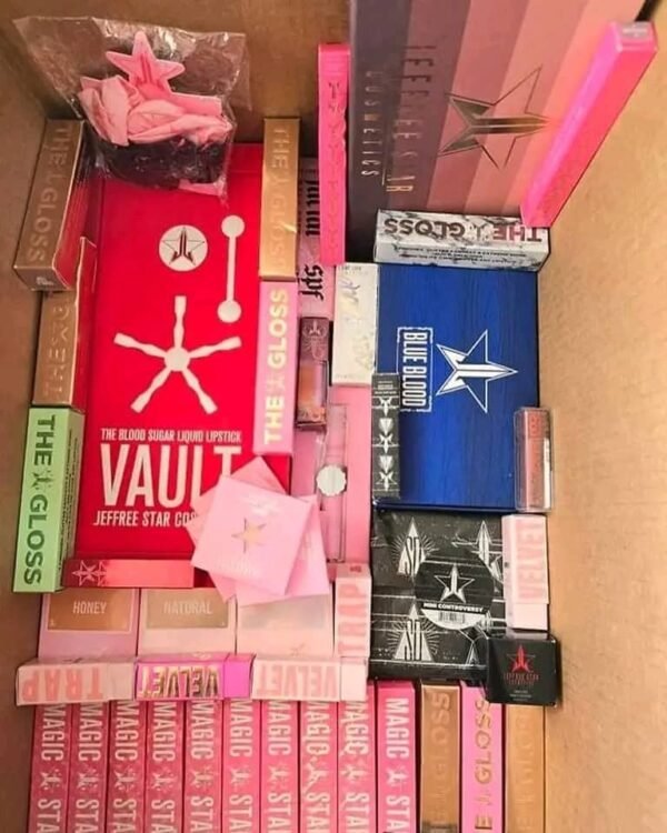 Jeffrey star cosmetic pallet - Image 3